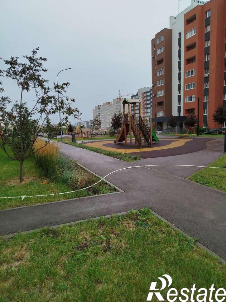 3-комн квартира улица Антонины Зубовой, 2к3