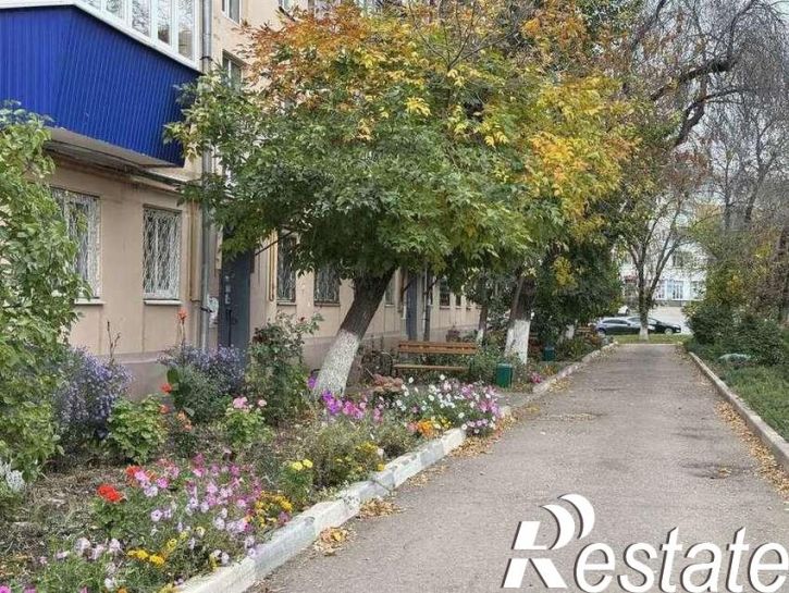 2-комн квартира Дзержинского улица, 9
