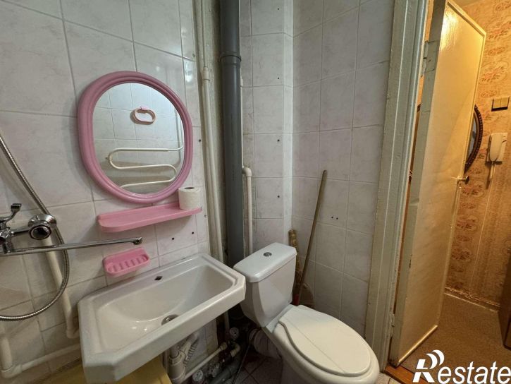 2-комн квартира Дзержинского улица, 9