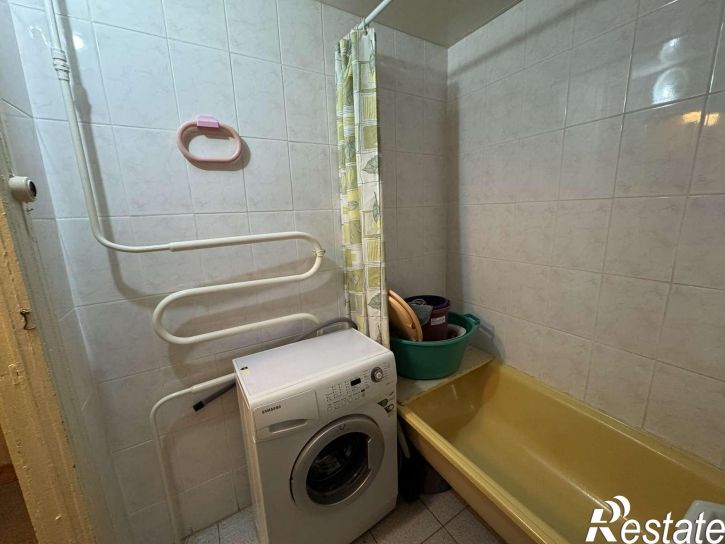 2-комн квартира Дзержинского улица, 9