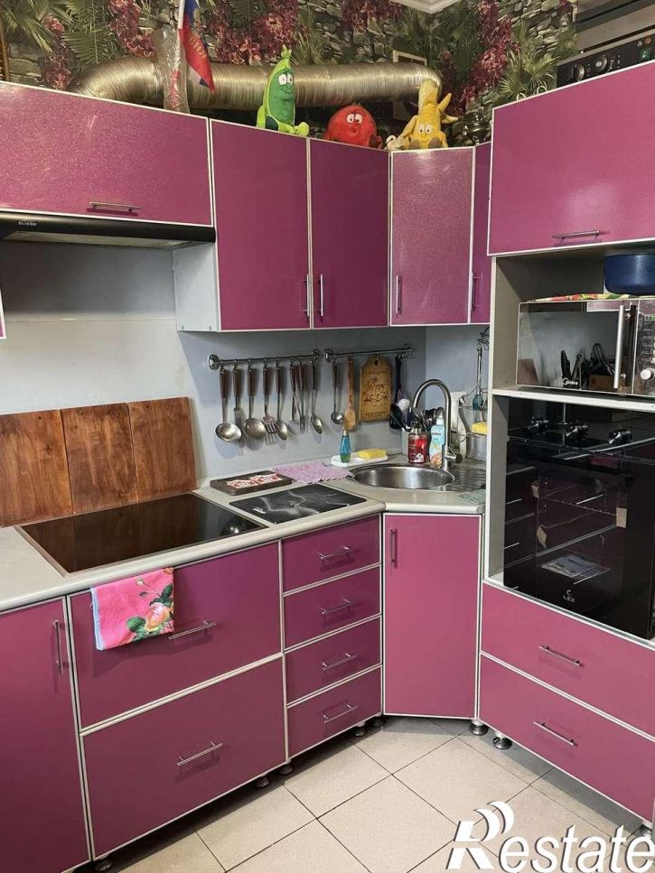 2-комн квартира Суворова улица, 23