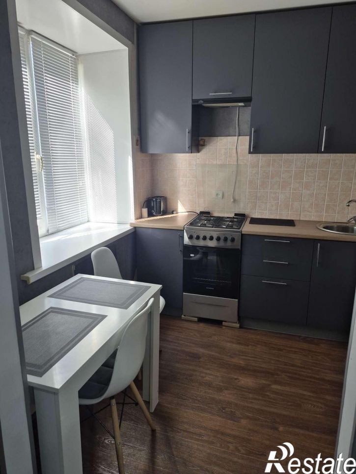 2-комн квартира Володарского улица, 8
