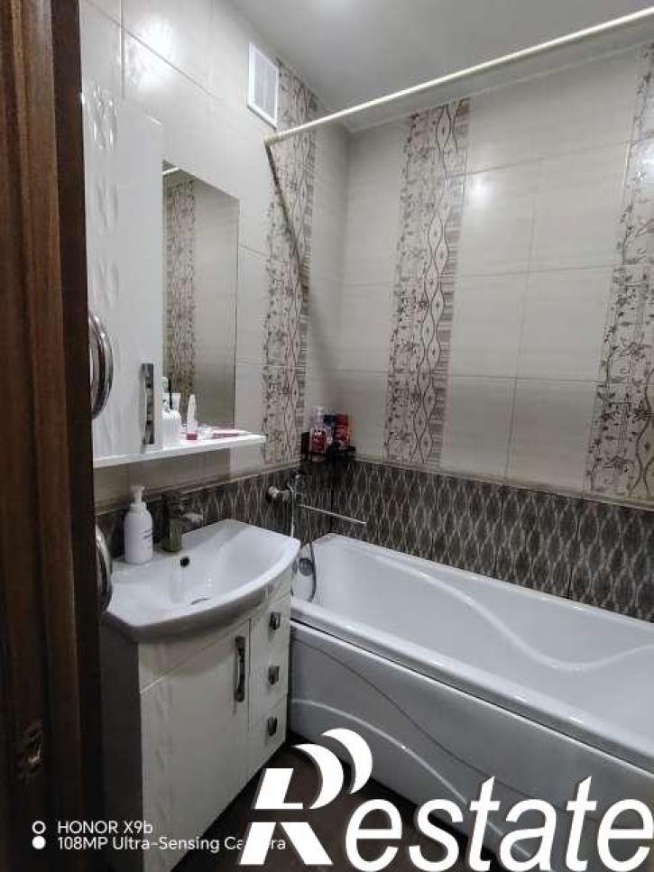 3-комн квартира Харьковская улица, 9