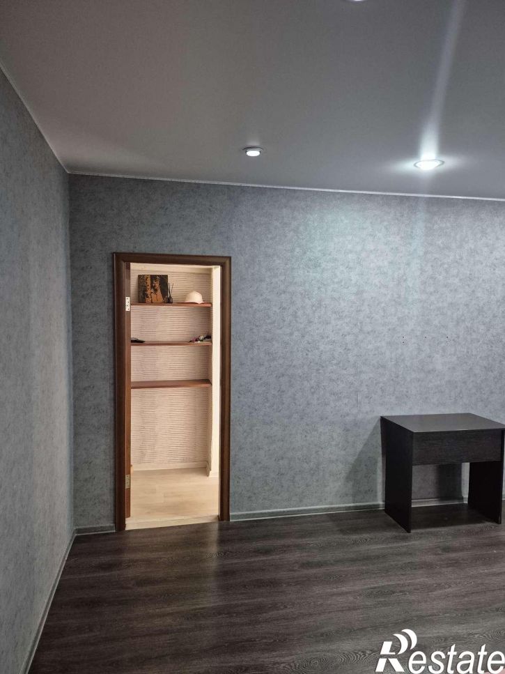 2-комн квартира Володарского улица, 8