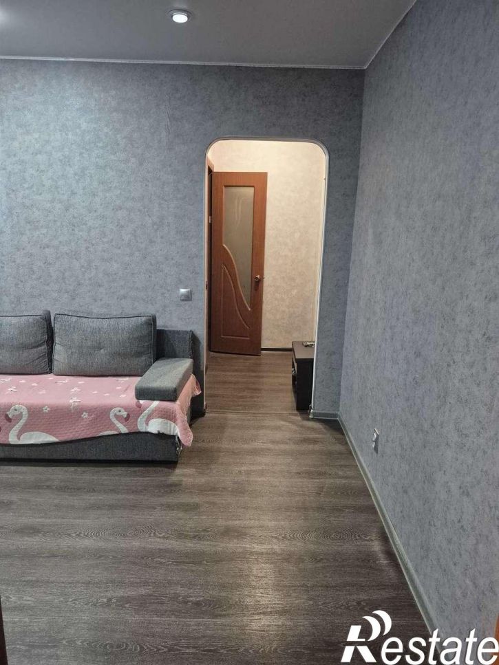 2-комн квартира Володарского улица, 8