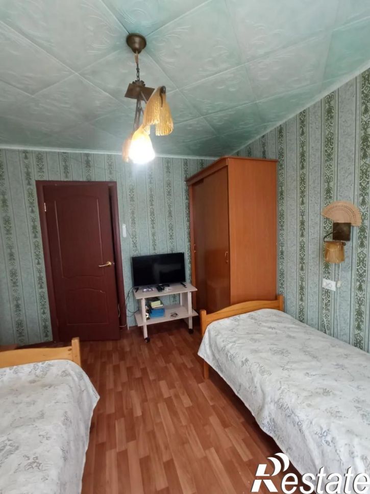 2-комн квартира улица Дзержинского, 23