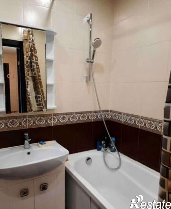 2-комн квартира улица Академика Дмитрия Козлова, 3