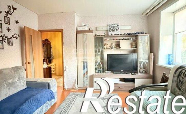 2-комн квартира улица Строителей, 10,  д. 10
