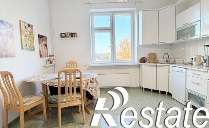 3-комн квартира Ленинградская улица, 45,  д. 45