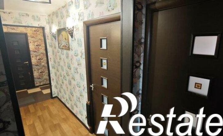 3-комн квартира проспект Победы, 42,  д. 42