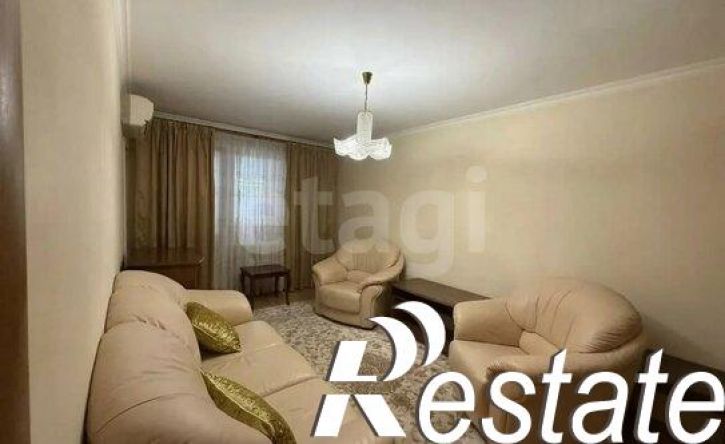 2-комн квартира улица Баныкина, 56,  д. 56