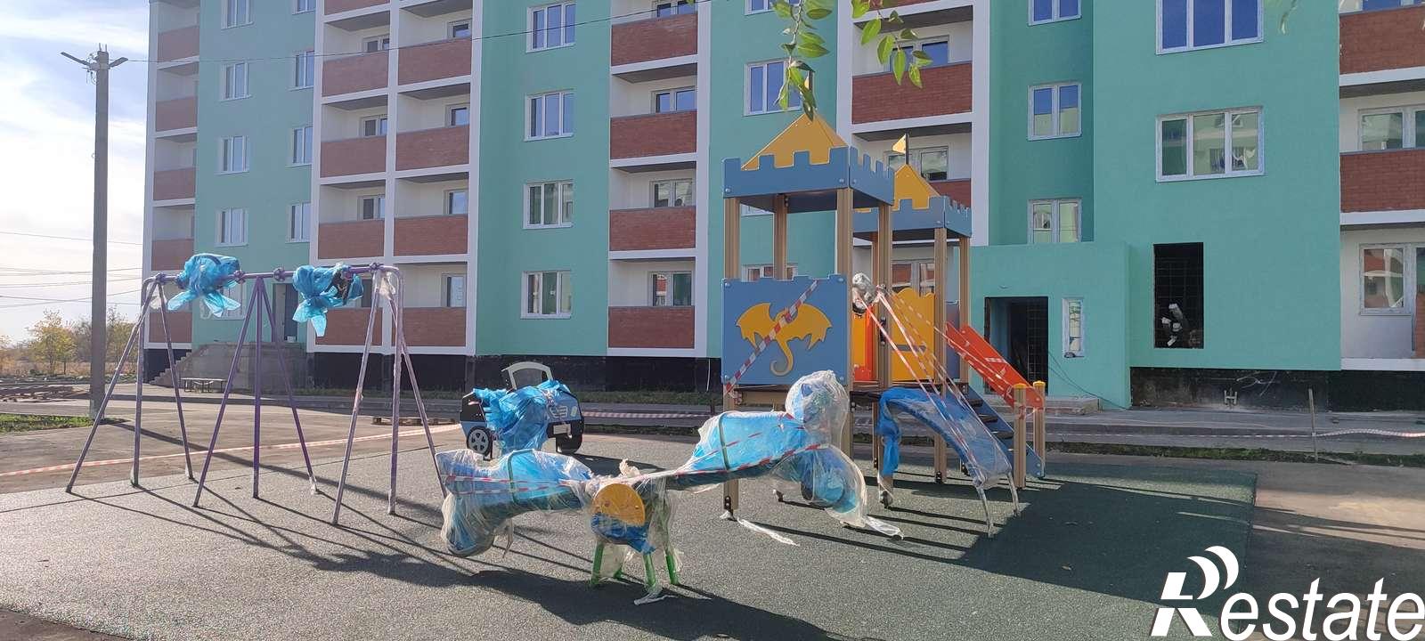 Купить квартиру за 2 700 000 рублей на Строителей, 2